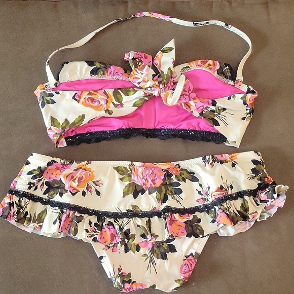 Vintage Betsey Johnson Pink and Cream Bikini - Picture 3 of 5